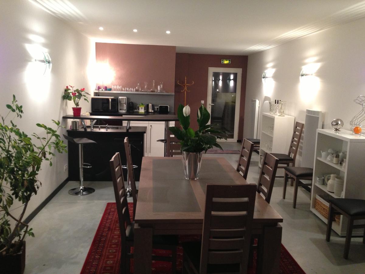 Domaine De Giron Bed and Breakfast Moulis-en-Médoc Esterno foto